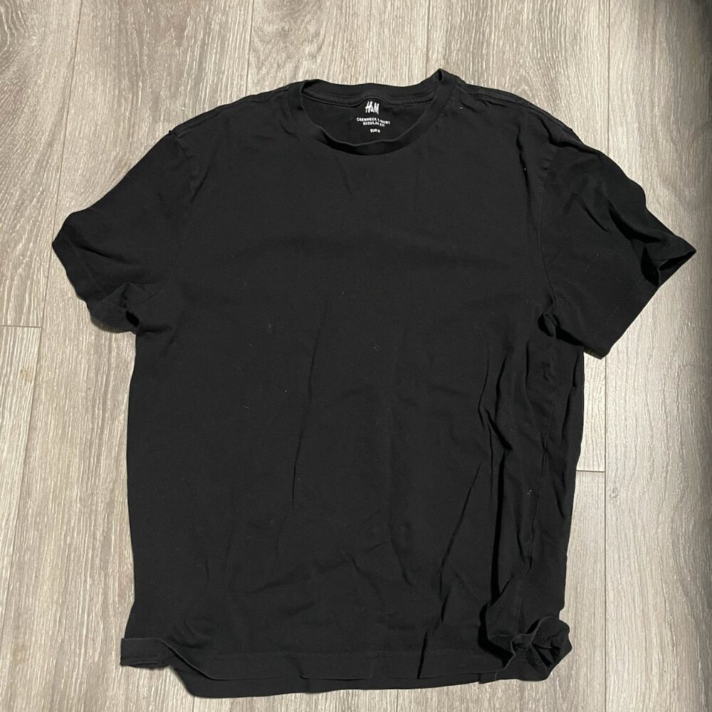 Plain Black T-shirt